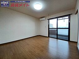 グランコート 3階1Kのリビング/ダイニング