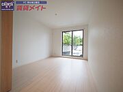 別部屋反転写真です