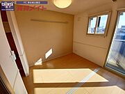 同物件別部屋のお写真です。
