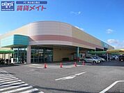 スーパーサンシ河芸店 1445m