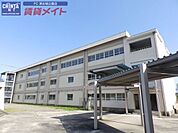 津市立神戸小学校 780m
