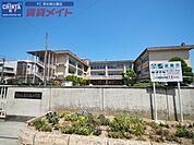津市立南立誠小学校 712m