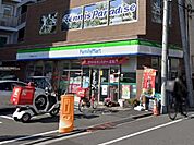 イートインスペース、駐車場あります。