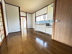 居間
