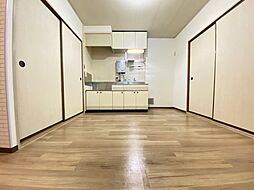 居間