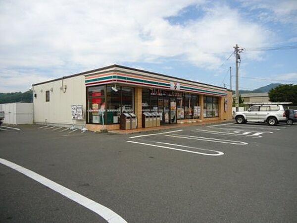 画像12:【コンビニエンスストア】セブンイレブン 福山加茂店まで65ｍ