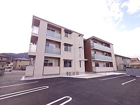 カサペペ  ｜ 広島県福山市水呑町三新田1丁目（賃貸アパート1LDK・3階・36.28㎡） その1