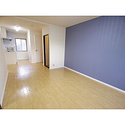 フレグランスてづかB棟 1階1LDKのリビング/ダイニング