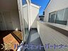 バルコニー：青い空が近くに感じるバルコニーは、爽やかな風をお部屋へ運んでくれます。