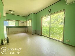 居間