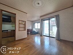 居間