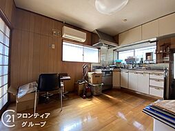 居間