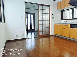 居間