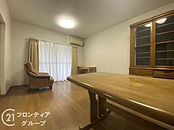 居間
