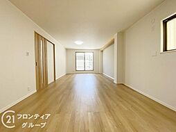 居間