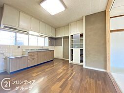 居間
