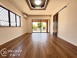 居間
