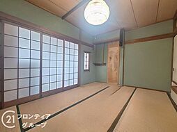 居間