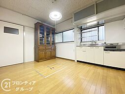 居間