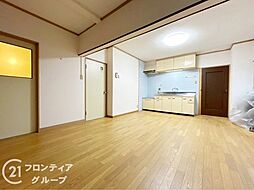 居間