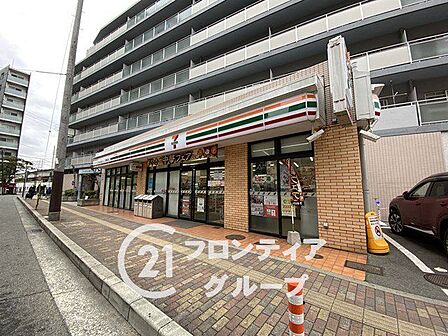 セブンイレブン明石大明石町店 徒歩1分。 40m