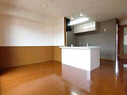 ベルデュール壱番館 1階2LDKのリビング/ダイニング