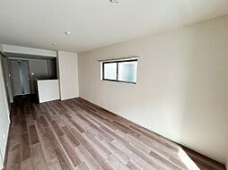 Floret.Y 1階2LDKのリビング/ダイニング