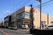 ヤオコー浦和上木崎店 426m