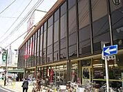 与野フード彩鮮館与野店 76m