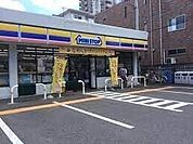 ミニストップ土呂駅前店 326m