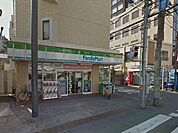 ファミリーマート大宮中央店 276m