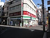 ファミリーマートさいたま桜木町店 182m
