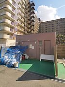 敷地内ゴミ捨て場