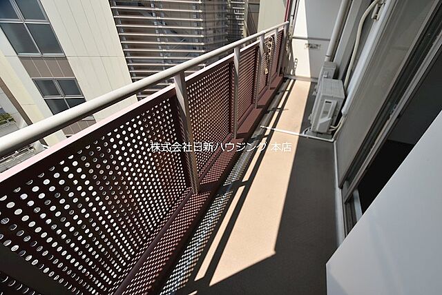 バルコニー ローレルコート新宿タワー 16階/-