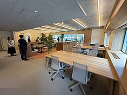 ASOOM新橋（新築デザイン／屋上テラス／デスク・会議室）