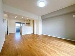 ダイアパレス神宮苑〜フルリノベ×新耐震×南東向き〜 701 2LDKの室内