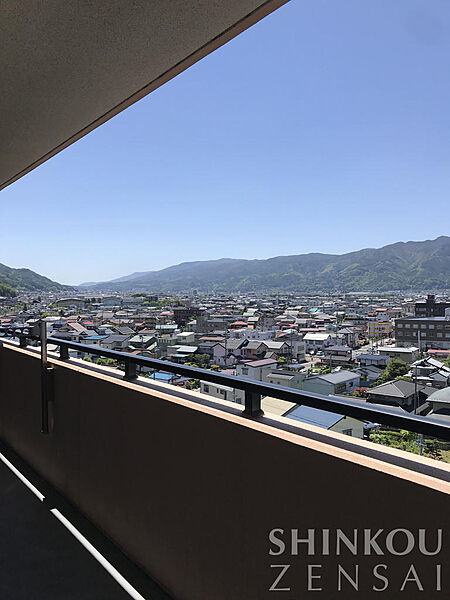 バルコニーを拡大表示