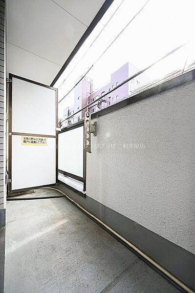 バルコニー