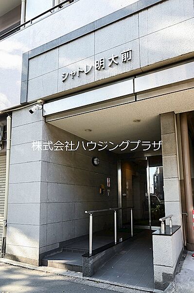 建物エントランス