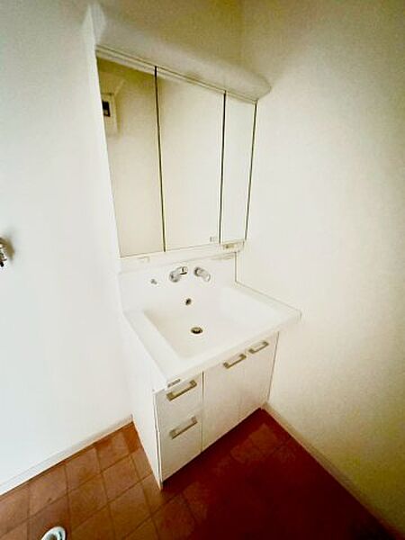apartment 茨城県守谷市松ケ丘1丁目33-2
松ケ丘の賃貸情報を見る
物件地図