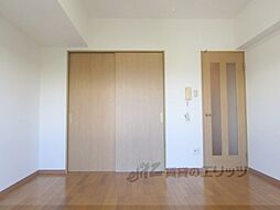 JR湖西線 新旭駅 徒歩35分の賃貸マンション 3階1Kのリビング/ダイニング