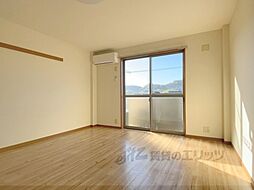 インテリオル 2階1Kのリビング/ダイニング