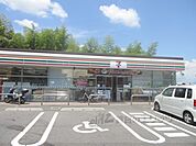 セブンイレブン　大津竜が丘店まで570メートル