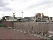 日野中学校まで2000メートル