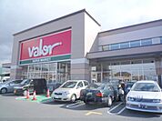 バロー　草津店まで850メートル