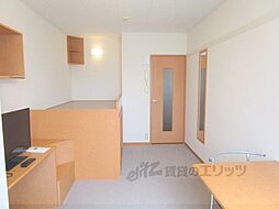 レオパレスレークサイド岡本 1階1Kのリビング/ダイニング