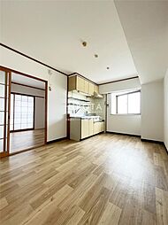 居間