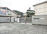 周辺：向洋中学校(2、240m)