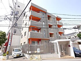 メゾン　エパヌイ  ｜ 福岡県北九州市八幡西区藤田3丁目（賃貸マンション1LDK・4階・44.92㎡） その1