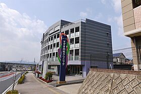 スズキビル湯の原  ｜ 福岡県直方市湯野原2丁目（賃貸マンション1K・3階・33.00㎡） その1